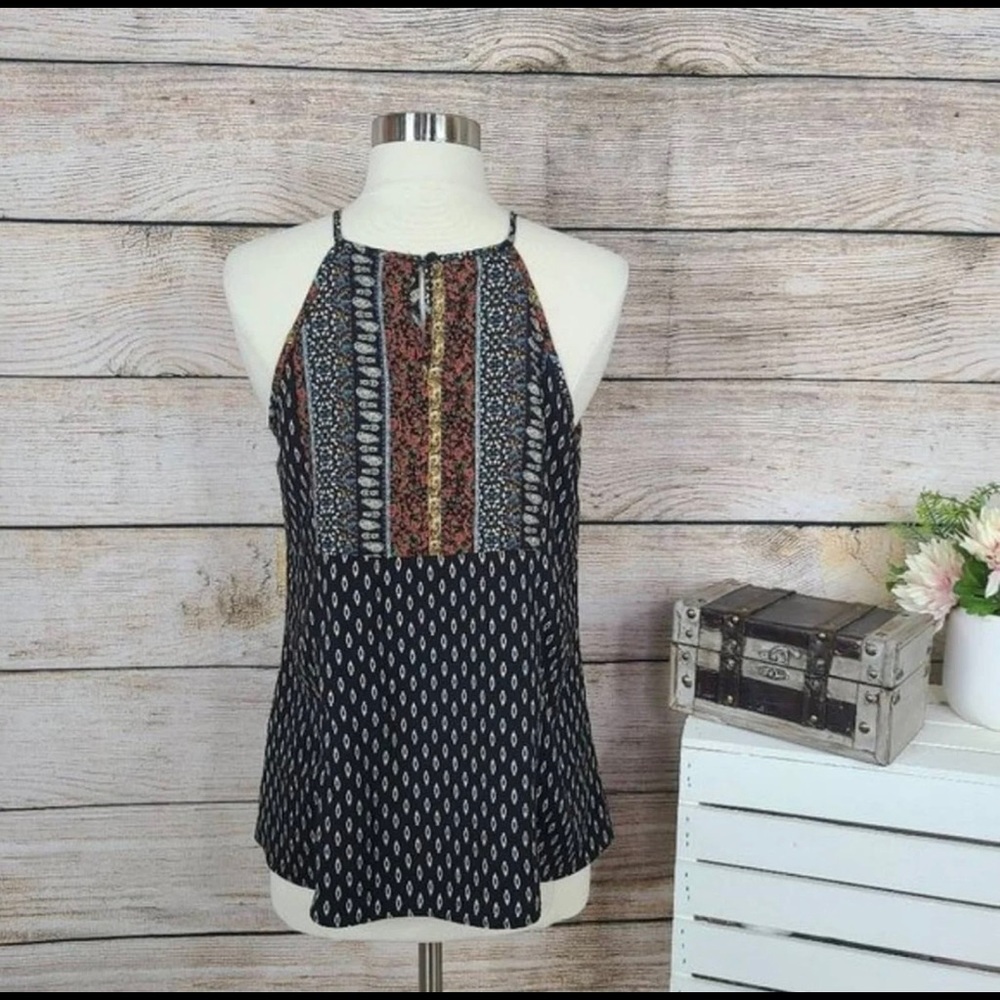 Monteau pattern sleeveless top - Picture 9 of 9